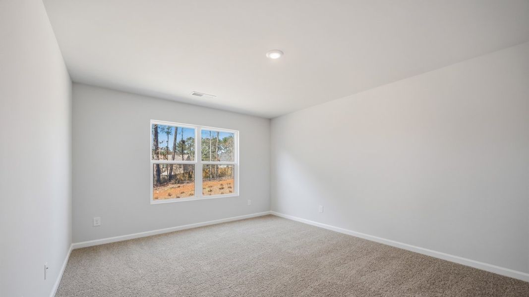 Spacious, unfurnished interior of a new home in Willowbrook, Winder (Image 24).