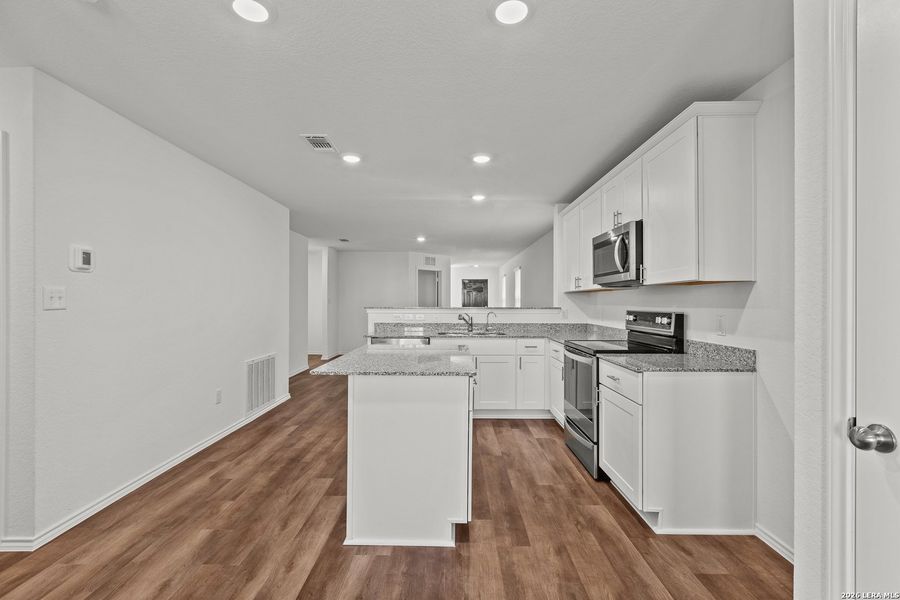 Furnished interior view inside a new home in Vista Real, Converse (Image 9). Furnished interior view inside a new home in Vista Real, Converse (Image 9).