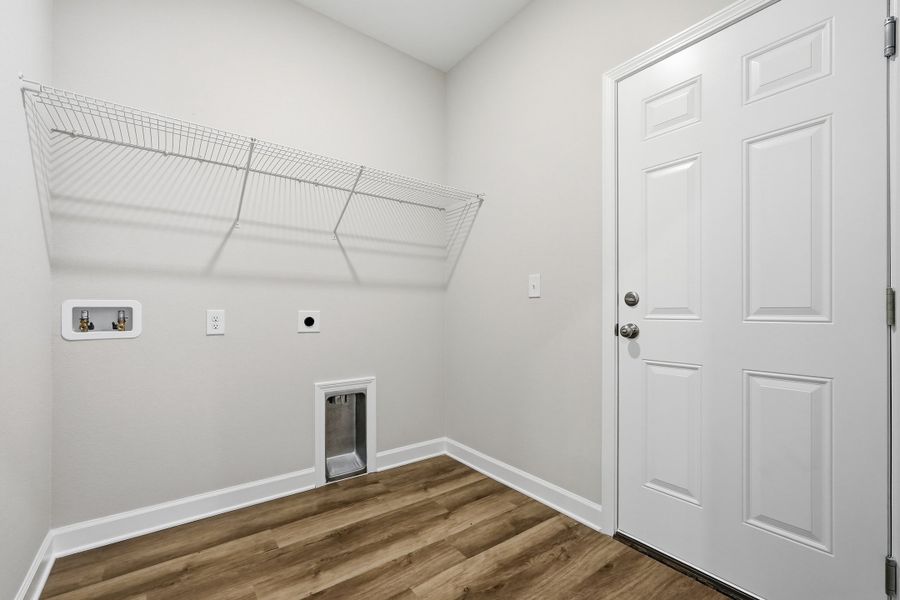 Spacious, unfurnished interior of a new home in McCarthy Estates, Defuniak Springs (Image 23). Spacious, unfurnished interior of a new home in McCarthy Estates, Defuniak Springs (Image 23).