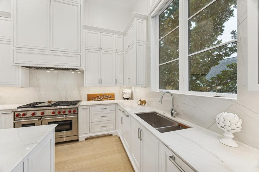 Soaring windows in the kitchen