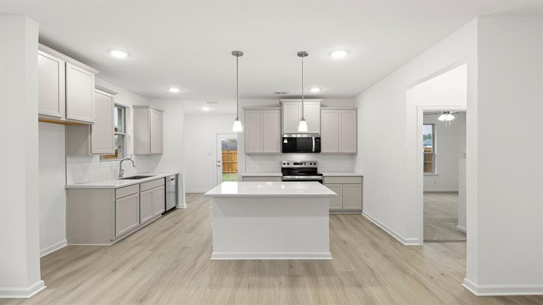 11. 2928 Kimberwick - Kitchen 11. 2928 Kimberwick - Kitchen