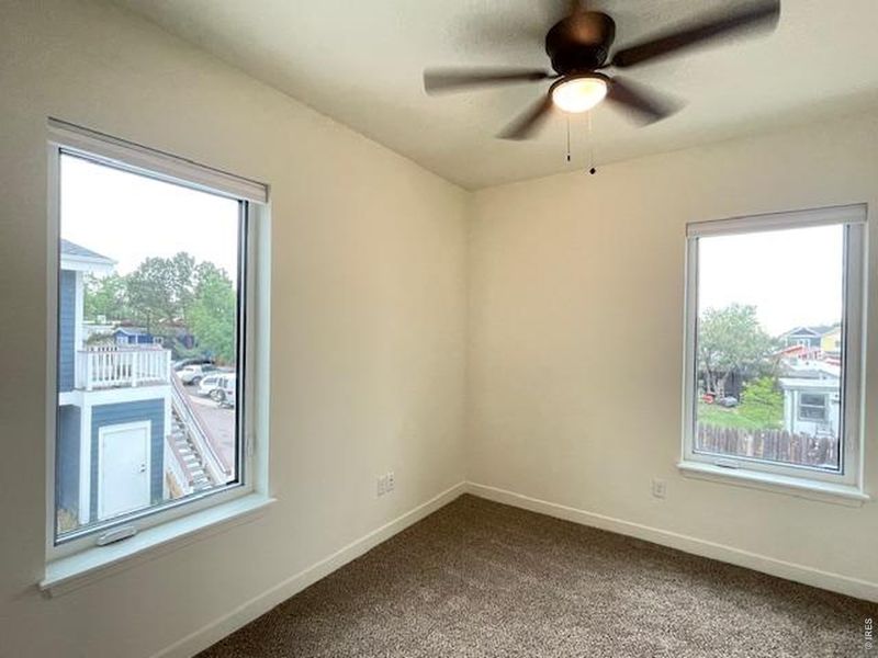 Spacious, unfurnished interior of a new home in , Boulder (Image 16).