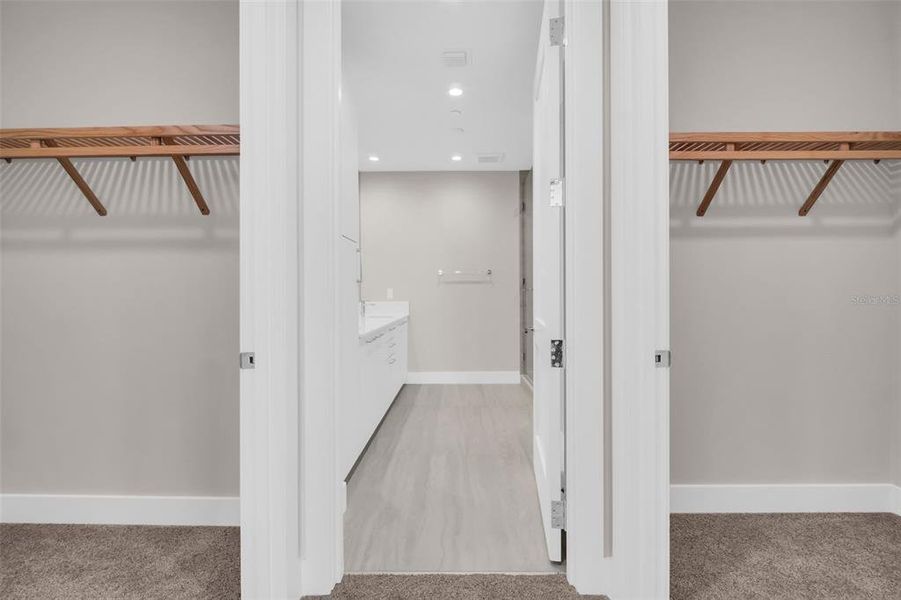 Spacious, unfurnished interior of a new home in , St. Petersburg (Image 55).