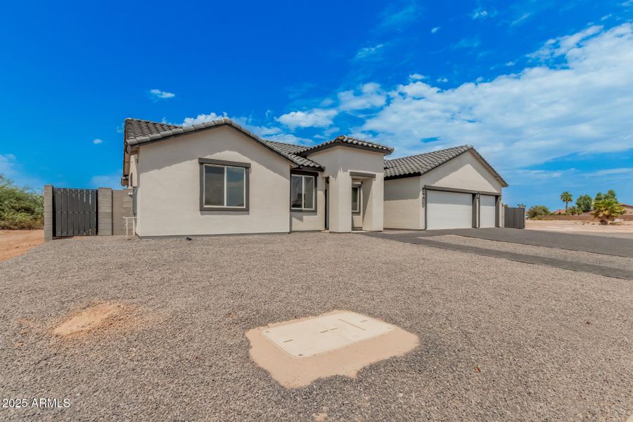 10420 W San Lazaro 10420 W San Lazaro