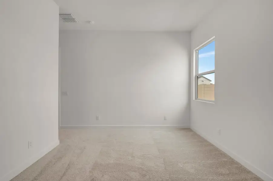 Spacious, unfurnished interior of a new home in Soleo, San Tan Valley (Image 35).