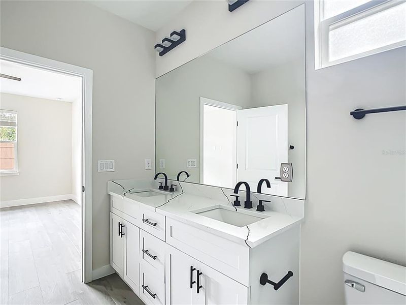 Furnished interior view inside a new home in , Ocala (Image 9).