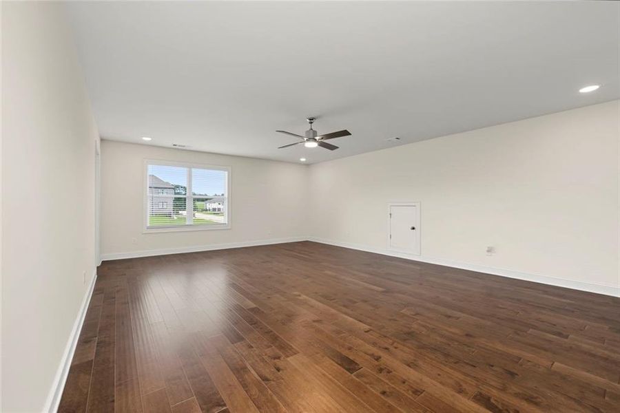 Spacious, unfurnished interior of a new home in , Conyers (Image 24).