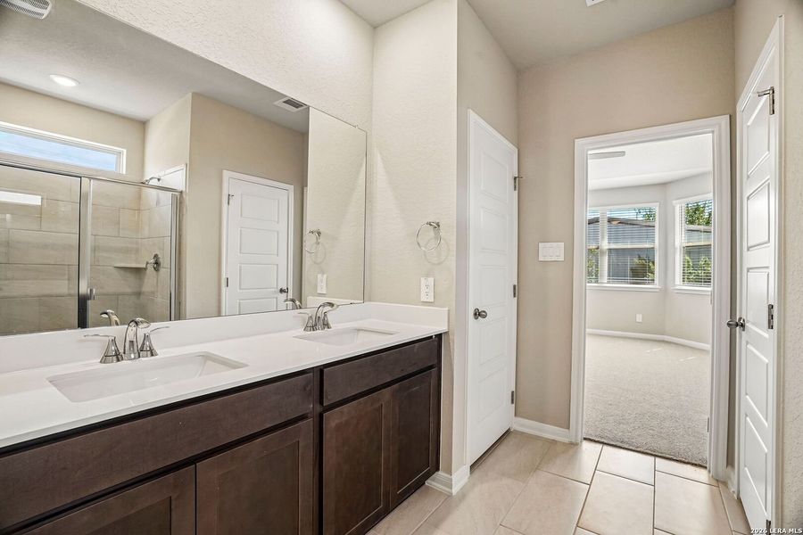 Furnished interior view inside a new home in Catalina, Converse (Image 10).