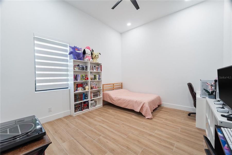 Furnished interior view inside a new home in , Port Charlotte (Image 23).