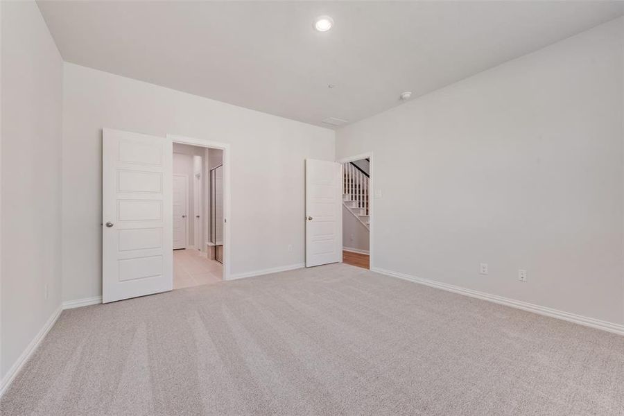 Spacious, unfurnished interior of a new home in Wade Settlement Townhomes, Frisco (Image 17).