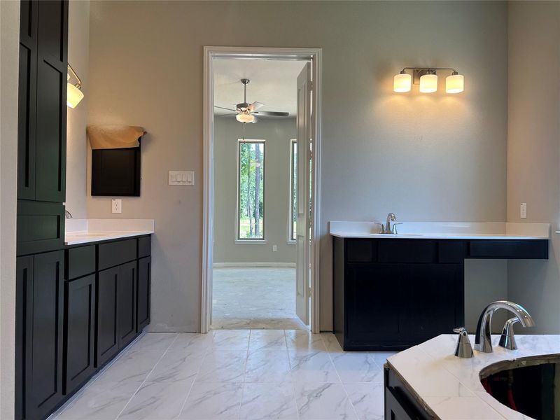 Furnished interior view inside a new home in The Highlands, Porter (Image 6). Furnished interior view inside a new home in The Highlands, Porter (Image 6).