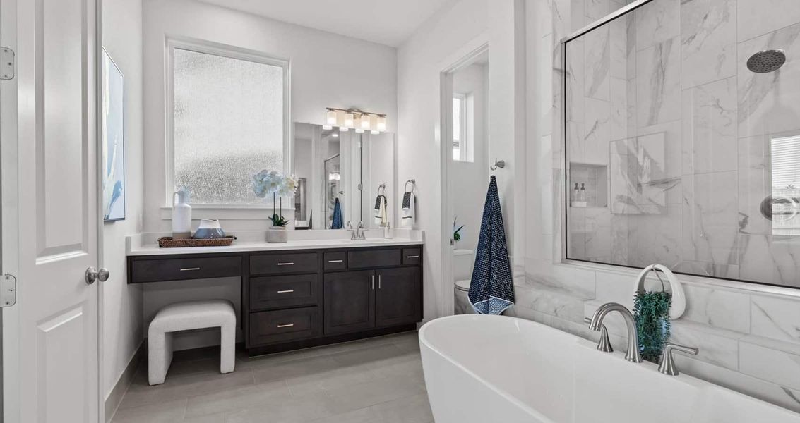 Representative furnished interior of a home built from the Waterloo by Chesmar Homes in Sunfield, Buda (Image 16).