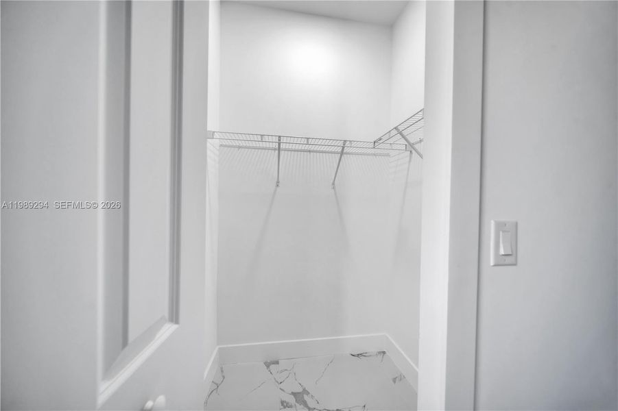 Spacious, unfurnished interior of a new home in , Lehigh Acres (Image 37).