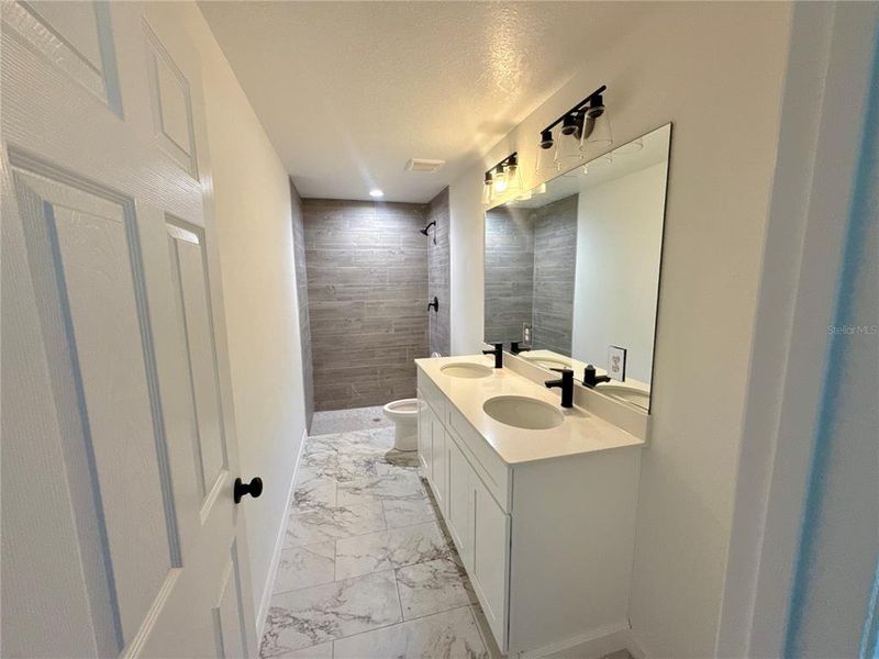 Furnished interior view inside a new home in , Ocala (Image 4).