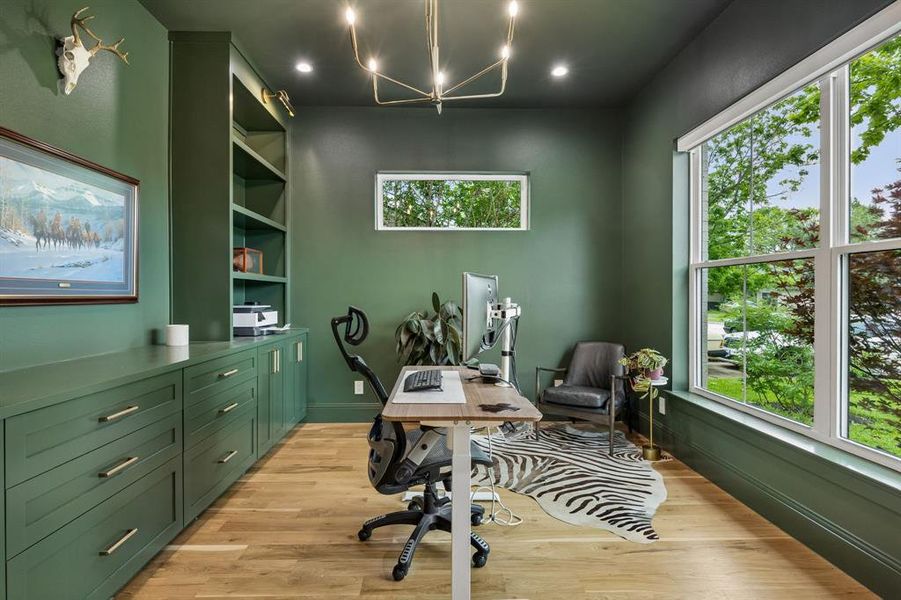 Furnished interior view inside a new home in , Dallas (Image 29).