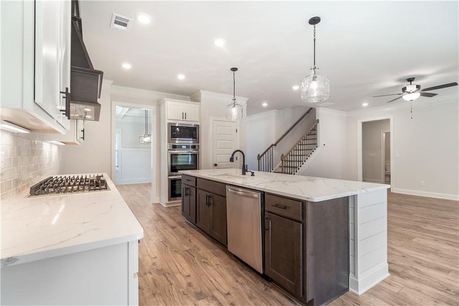 Furnished interior view inside a new home in Red Oak Ridge, Loganville (Image 8). Furnished interior view inside a new home in Red Oak Ridge, Loganville (Image 8).