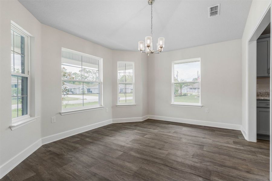 Spacious, unfurnished interior of a new home in Palm Coast, Palm Coast (Image 13).