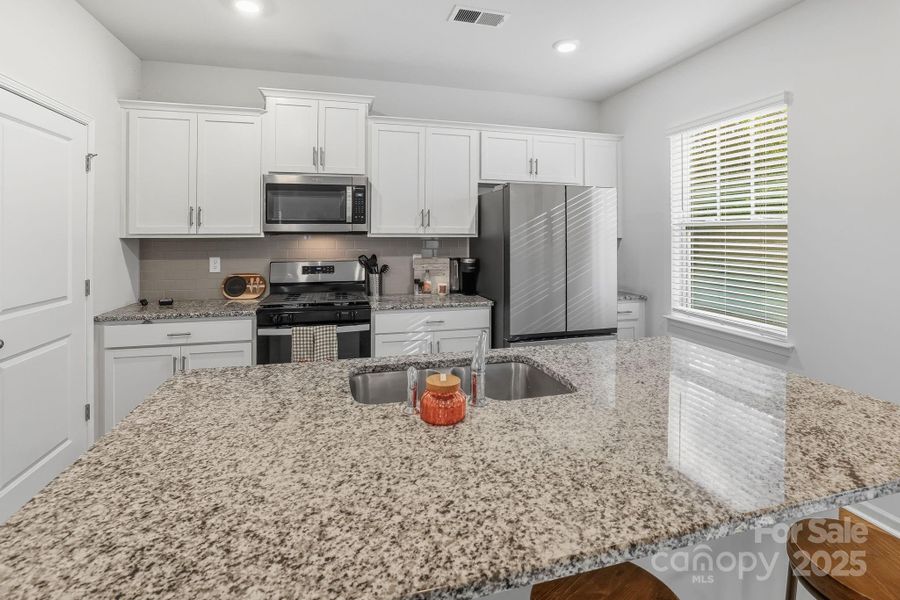 Furnished interior view inside a new home in Calvin Creek, Troutman (Image 22).