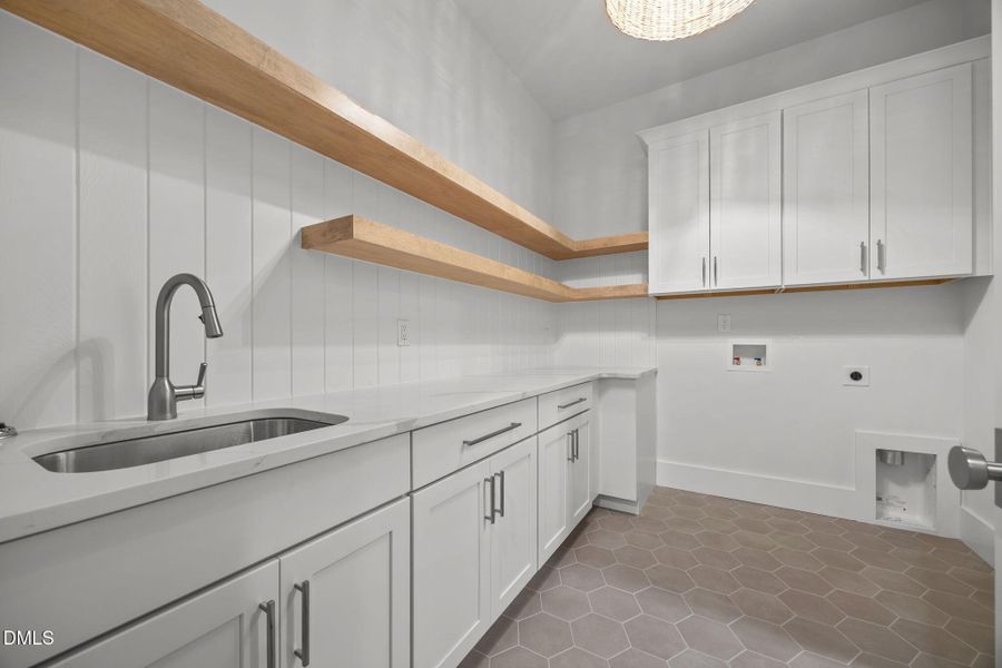 41-web-or-mls-IMG_1827 41-web-or-mls-IMG_1827