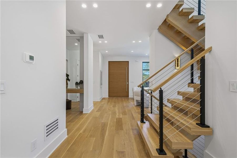 Spacious, unfurnished interior of a new home in , Atlanta (Image 31). Spacious, unfurnished interior of a new home in , Atlanta (Image 31).