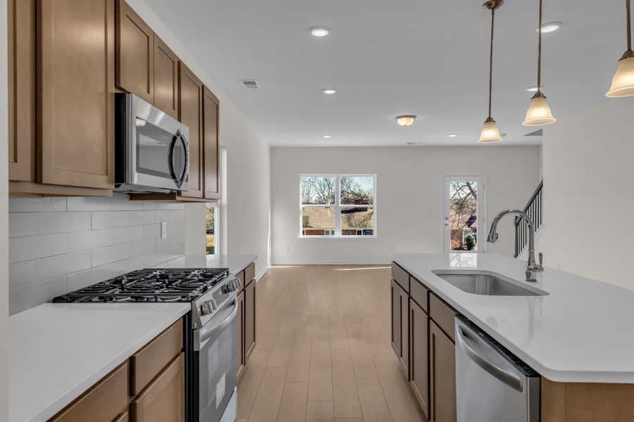 Furnished interior view inside a new home in Hampshire Hills, Columbia (Image 7).