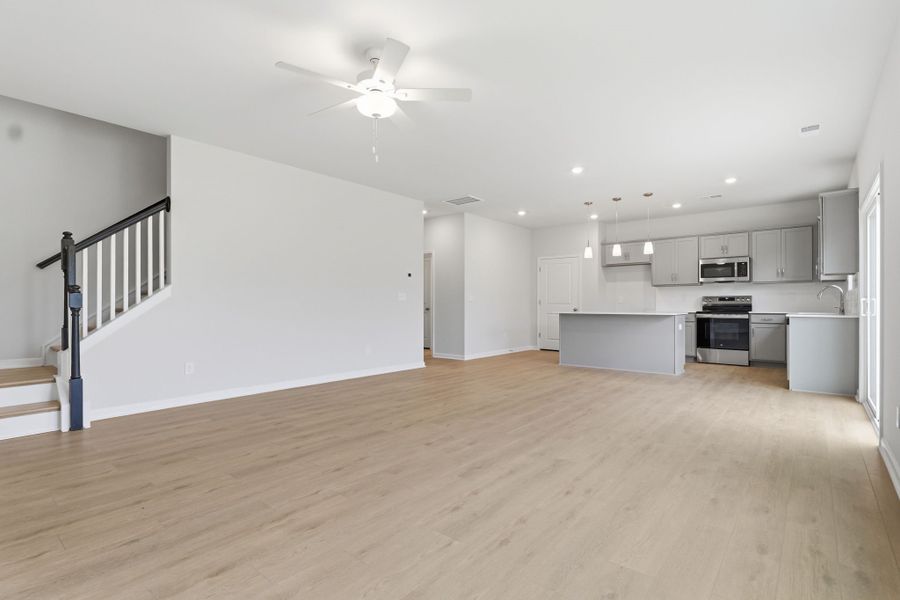 Spacious, unfurnished interior of a new home in Piper Creek, Newton (Image 14). Spacious, unfurnished interior of a new home in Piper Creek, Newton (Image 14).