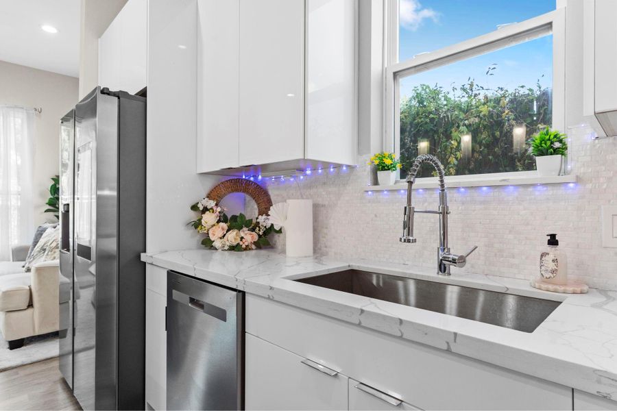 Image 48 of a home in .