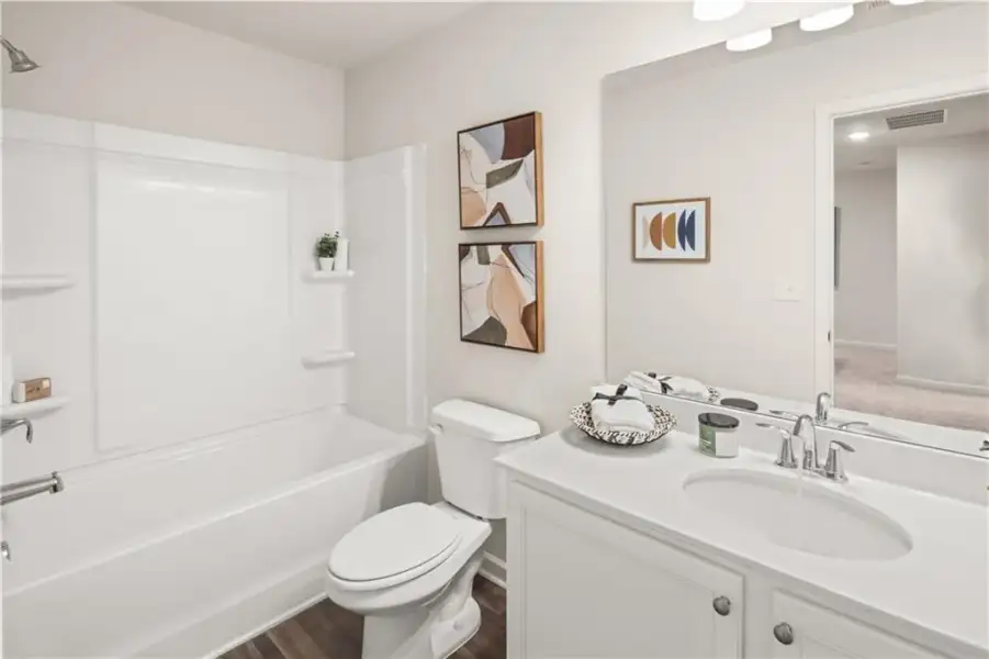 Furnished interior view inside a new home in Sandtown Falls, Atlanta (Image 7).