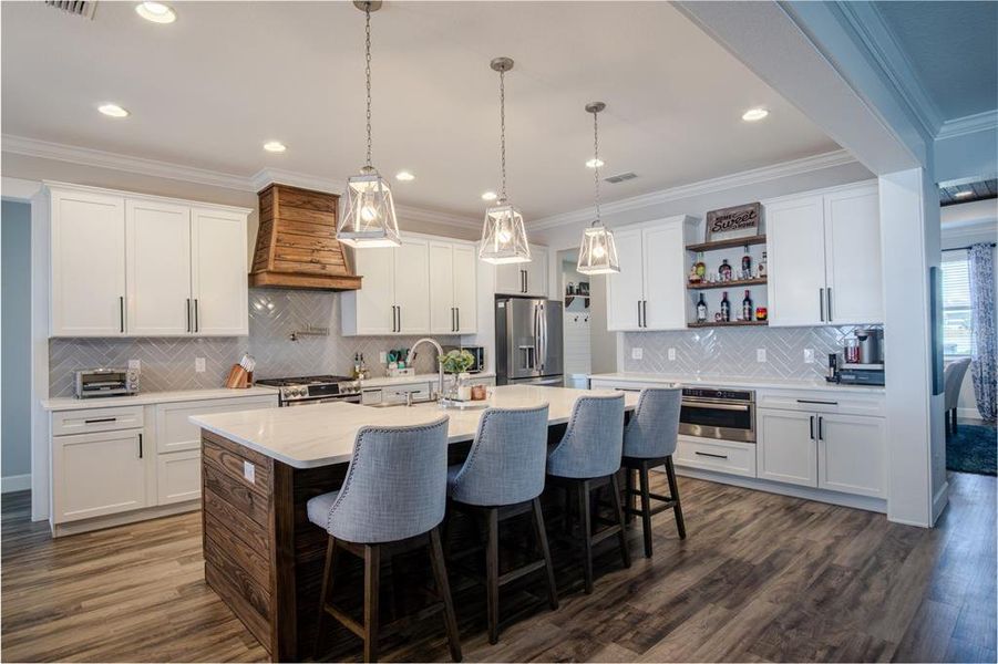 Furnished interior view inside a new home in , Auburndale (Image 45).