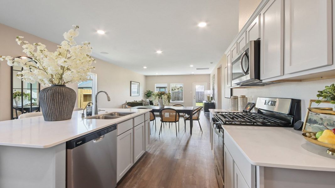 Furnished interior view inside a new home in Venetian Pines, Conroe (Image 14).