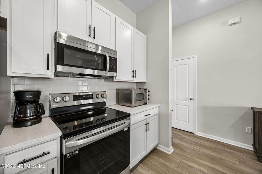 Furnished interior view inside a new home in , Yulee (Image 50). Furnished interior view inside a new home in , Yulee (Image 50).