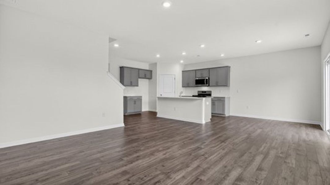 Spacious, unfurnished interior of a new home in Honeycutt Oaks, Angier (Image 13).