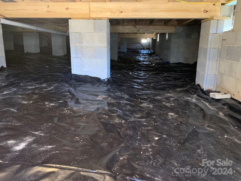 nice crawl space foundation