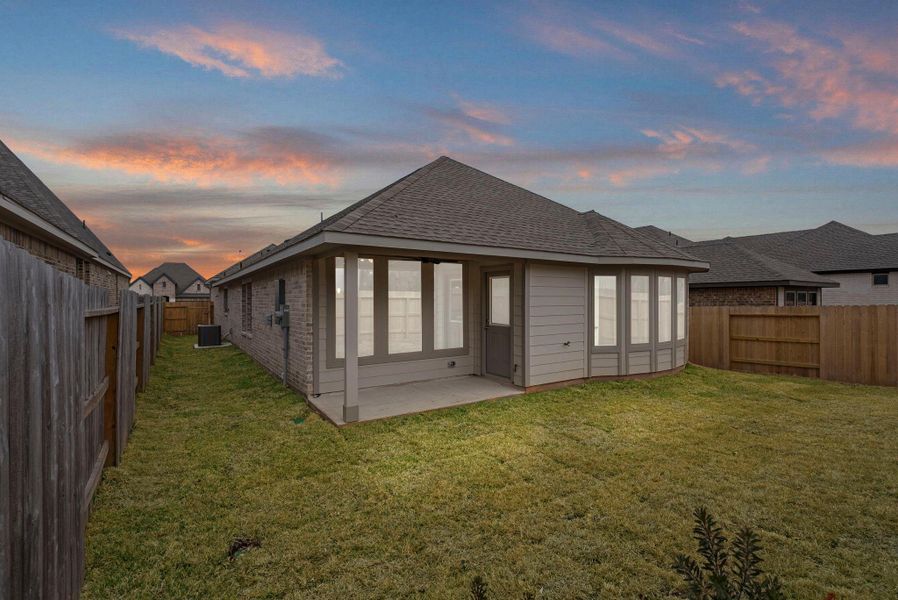 Exterior details and patio area of a home in Escondido, Magnolia (Image 3).