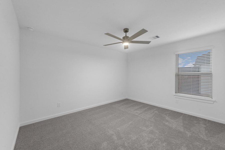 Spacious, unfurnished interior of a new home in Briarwood Crossing, Rosenberg (Image 25).