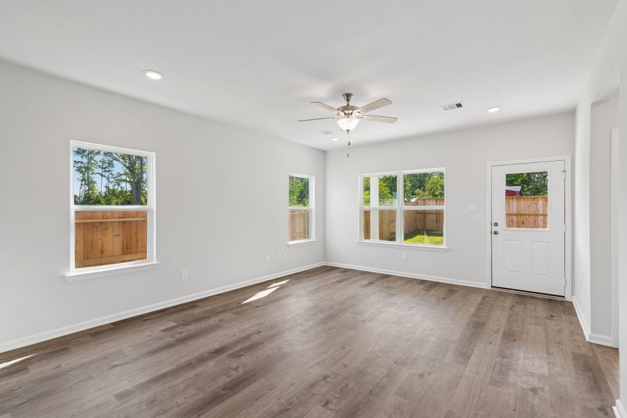 The Sparrow II- Family Room. Sample floor plan image for illustration; upgrades, options, and colors may vary.