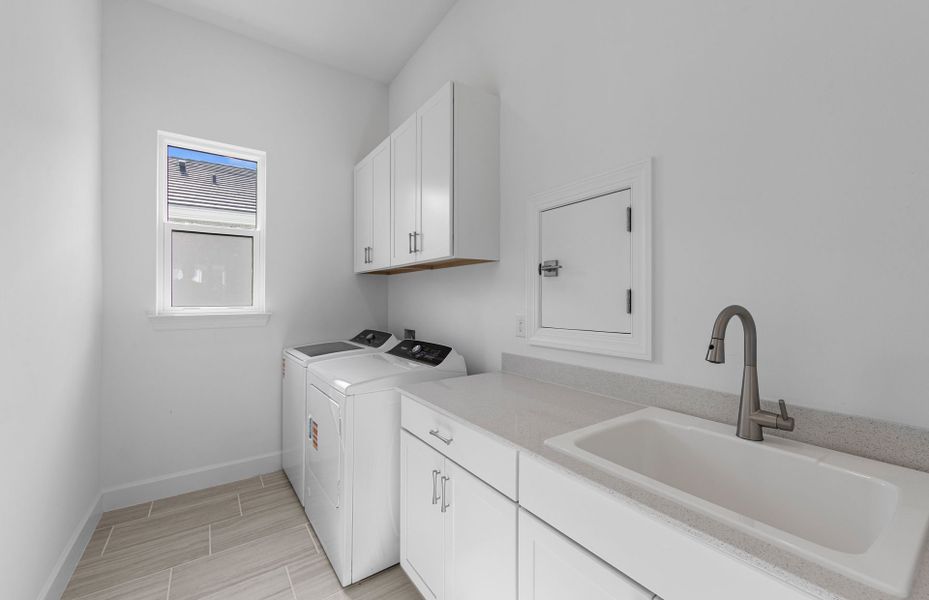 Furnished interior view inside a new home in BeachWalk by Manasota Key, Englewood (Image 12).