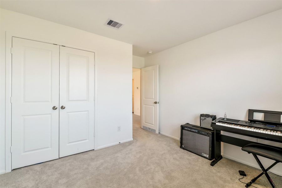 Image 40 of a home in .