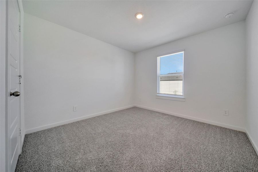 Spacious, unfurnished interior of a new home in City Gate, Houston (Image 13).
