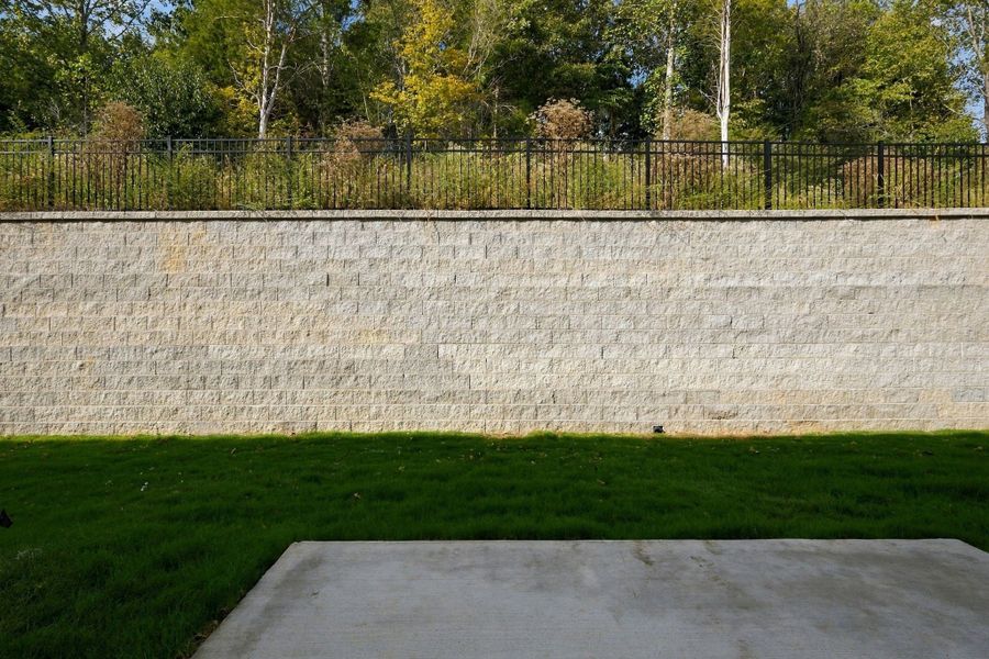 Exterior details and patio area of a home in Ironhorse, Dickson (Image 20).