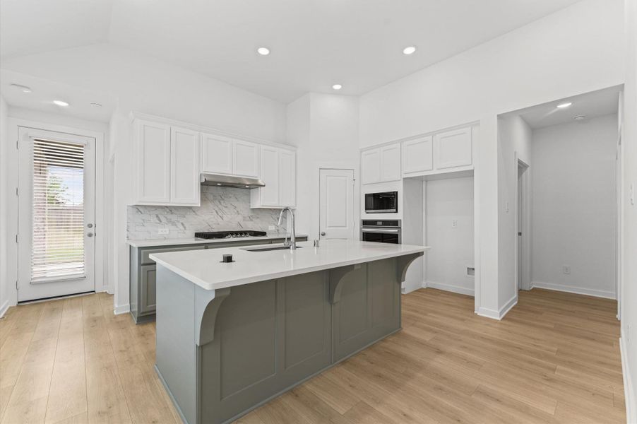 Furnished interior view inside a new home in , Manvel (Image 5).