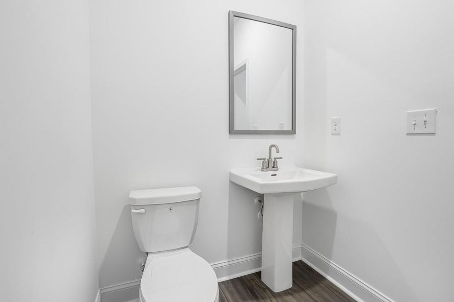 Furnished interior view inside a new home in Auburn Glen, Dacula (Image 5).