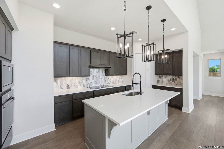 Furnished interior view inside a new home in Venado Crossing, Cibolo (Image 11).