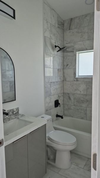 6-bf8a1444-7bb5-4c9b-9f7e-7a2699977578