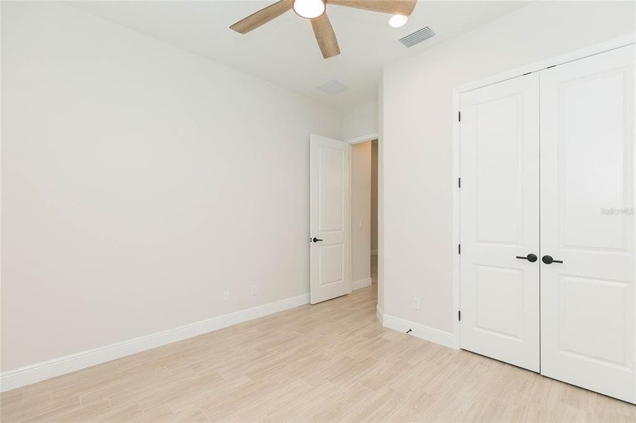 Spacious, unfurnished interior of a new home in , San Antonio (Image 44).