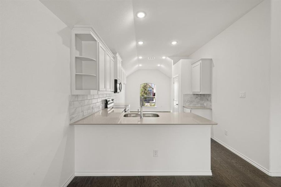 10341 Tapioca- Kitchen-1