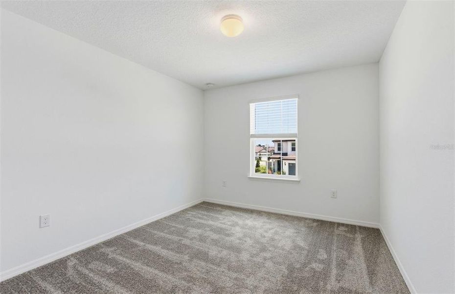 Spacious, unfurnished interior of a new home in Silverlake, Lake Alfred (Image 14).