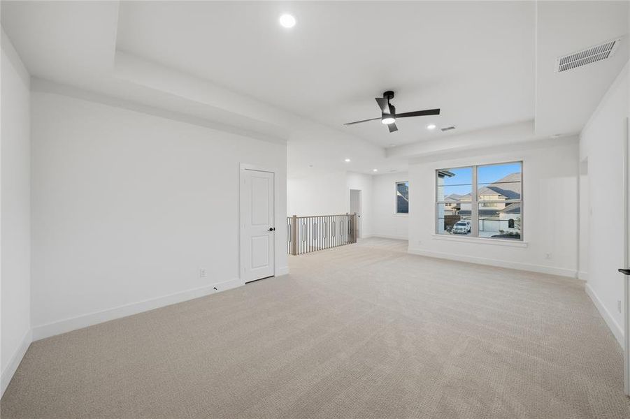 Spacious, unfurnished interior of a new home in Light Farms Graham/Reagan, Celina (Image 29).