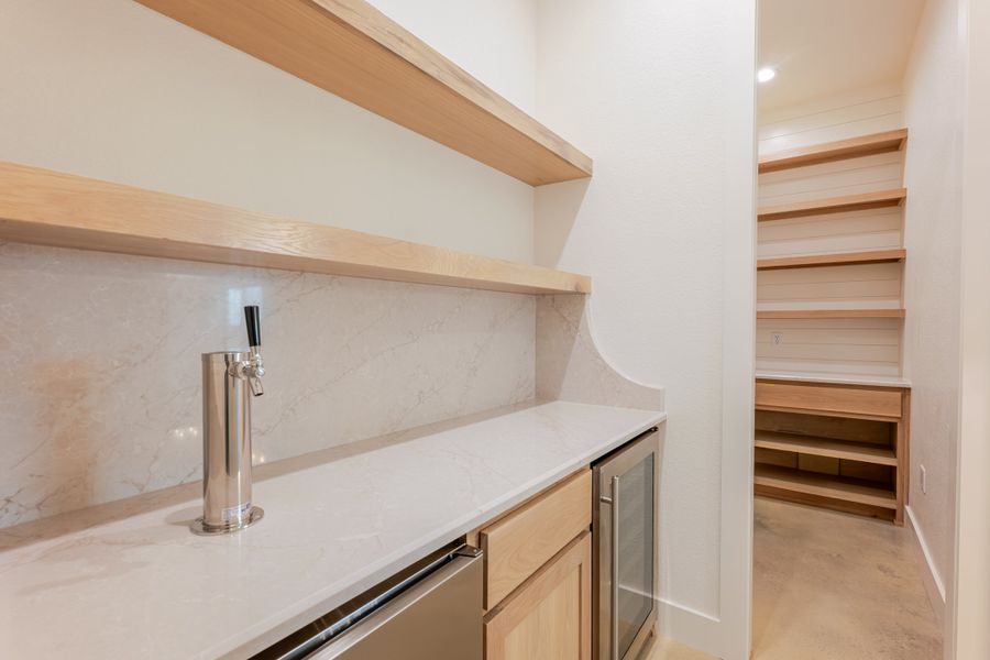 Close-up of interior finishes inside a home in Eagles Bluff, Weatherford (Image 21).