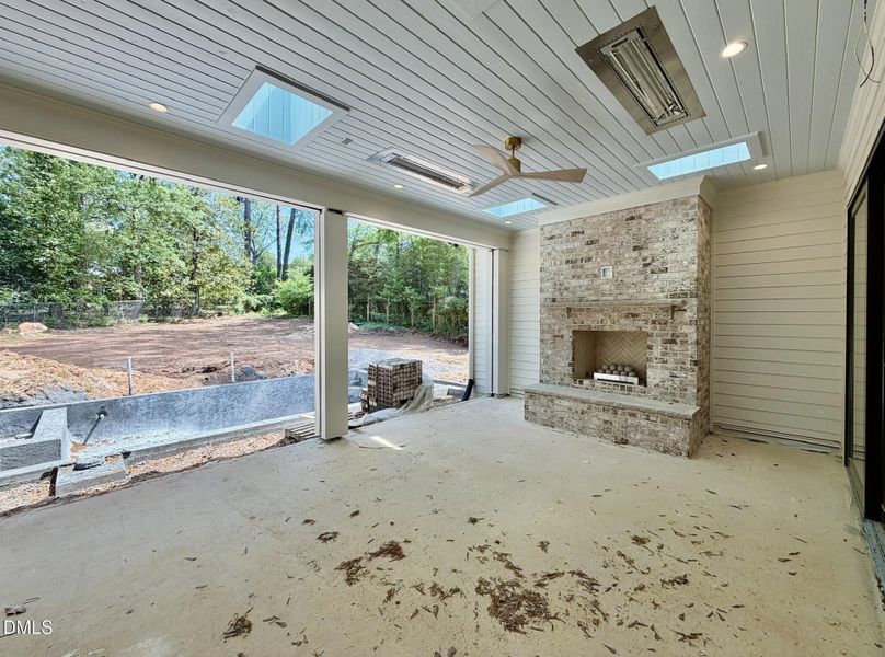 20878E52-9BEE-4CF2-8222-772417CCD161_1_1